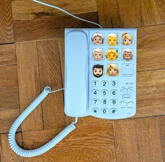 A phone designed for old humans, that works great with young humans too